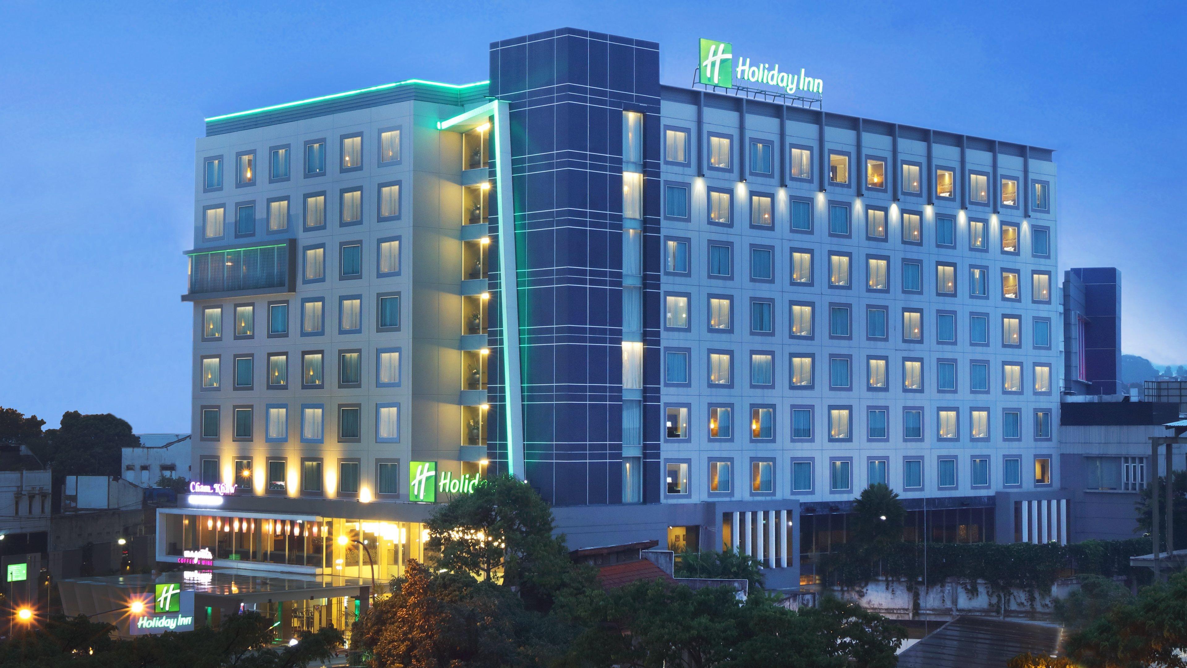 Holiday Inn Bandung Pasteur, An Ihg Hotel Exterior photo